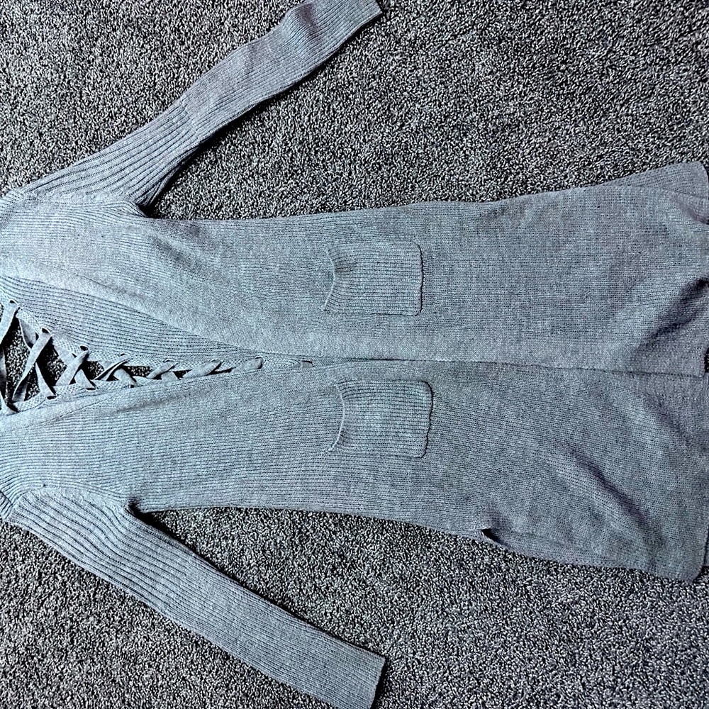 No boundaries, gray cardigan